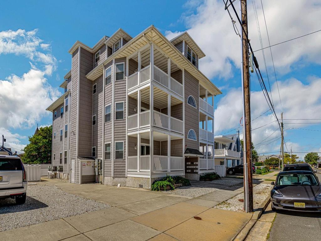 208 EAST 24TH AVENUE UNIT 4 NORTH WILDWOOD SUMMER VACATION RENTALS